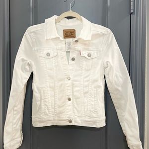 Levi’s White Jean Jacket Ladies Size L fits Medium